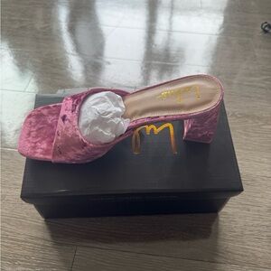 Lulu's Fuchsia Velvet Mules